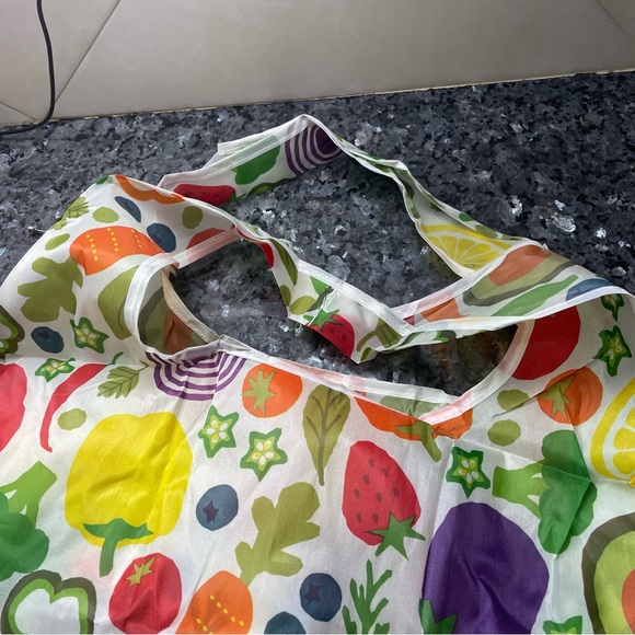 Vegetable portable tote bag / NWOT - Picture 5 of 8